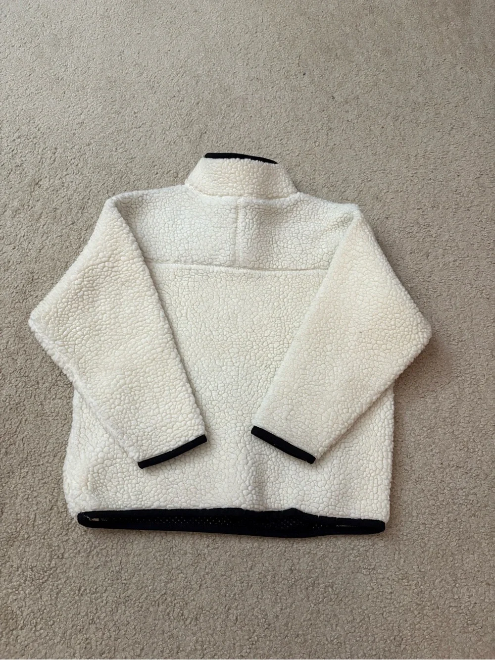 Gap Sherpa jacket for kids. Size 5-6